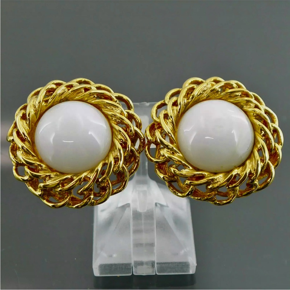 Vintage Chanel  Large Round Button Clip On Earrings Faux Pearl & Gold Me…